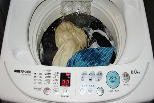 洗衣机一启动就报警e3怎么回事，洗衣机显示e3的4个原因-《今日发布》