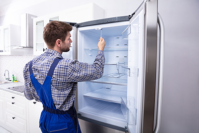 冰箱维修全攻略：家庭必备的故障排查与简易操作 | 冰箱维修技巧-《今日发布》